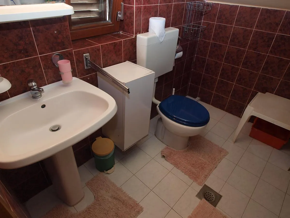 Apartments Slavica 382 普拉