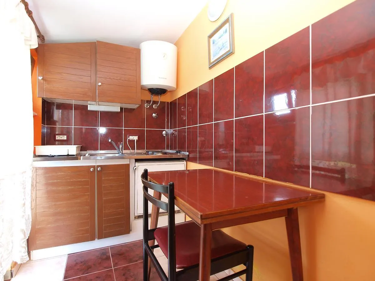 Apartments Slavica 382 Pula
