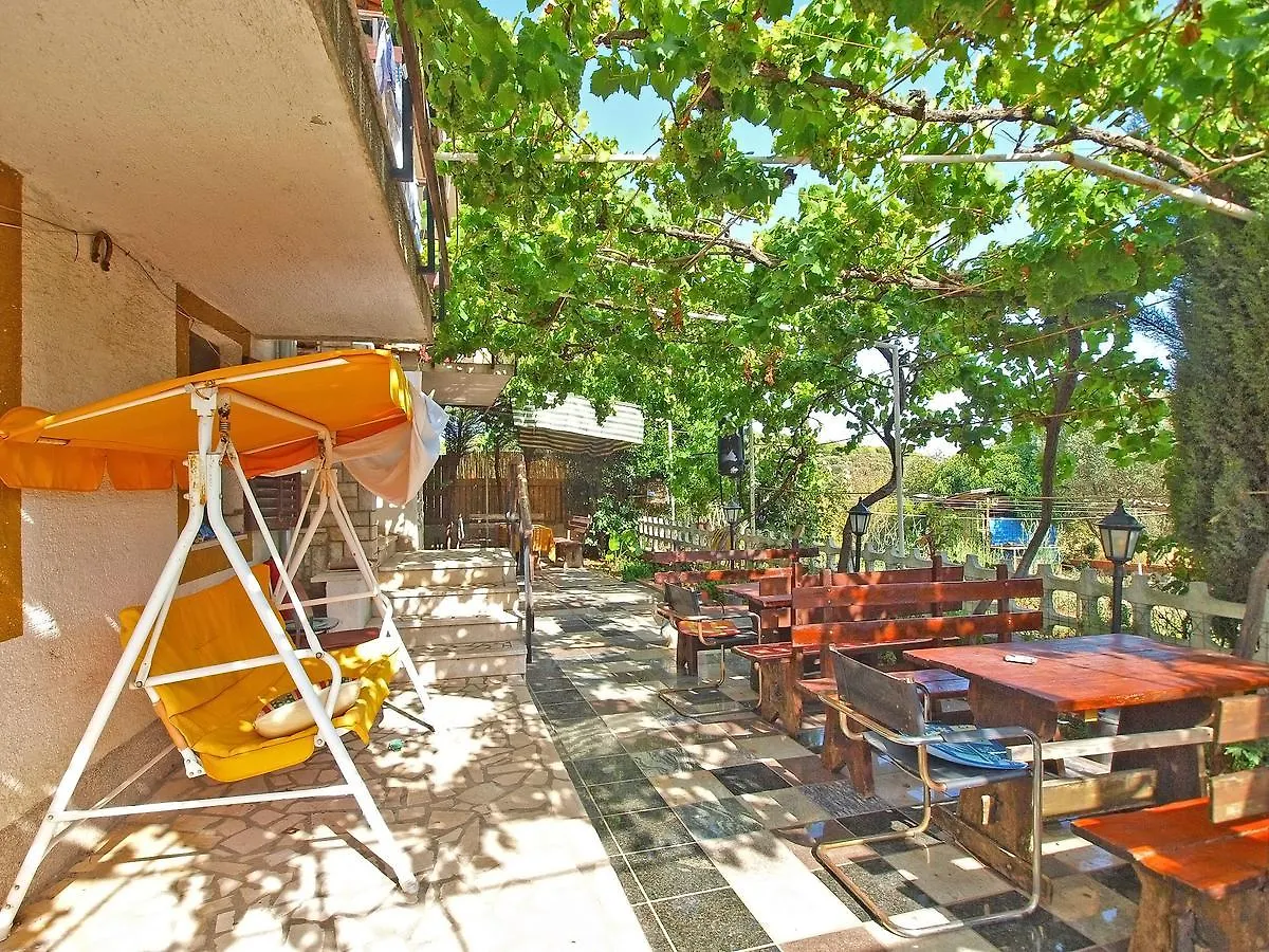 Apartments Slavica 382 Pula Croatia