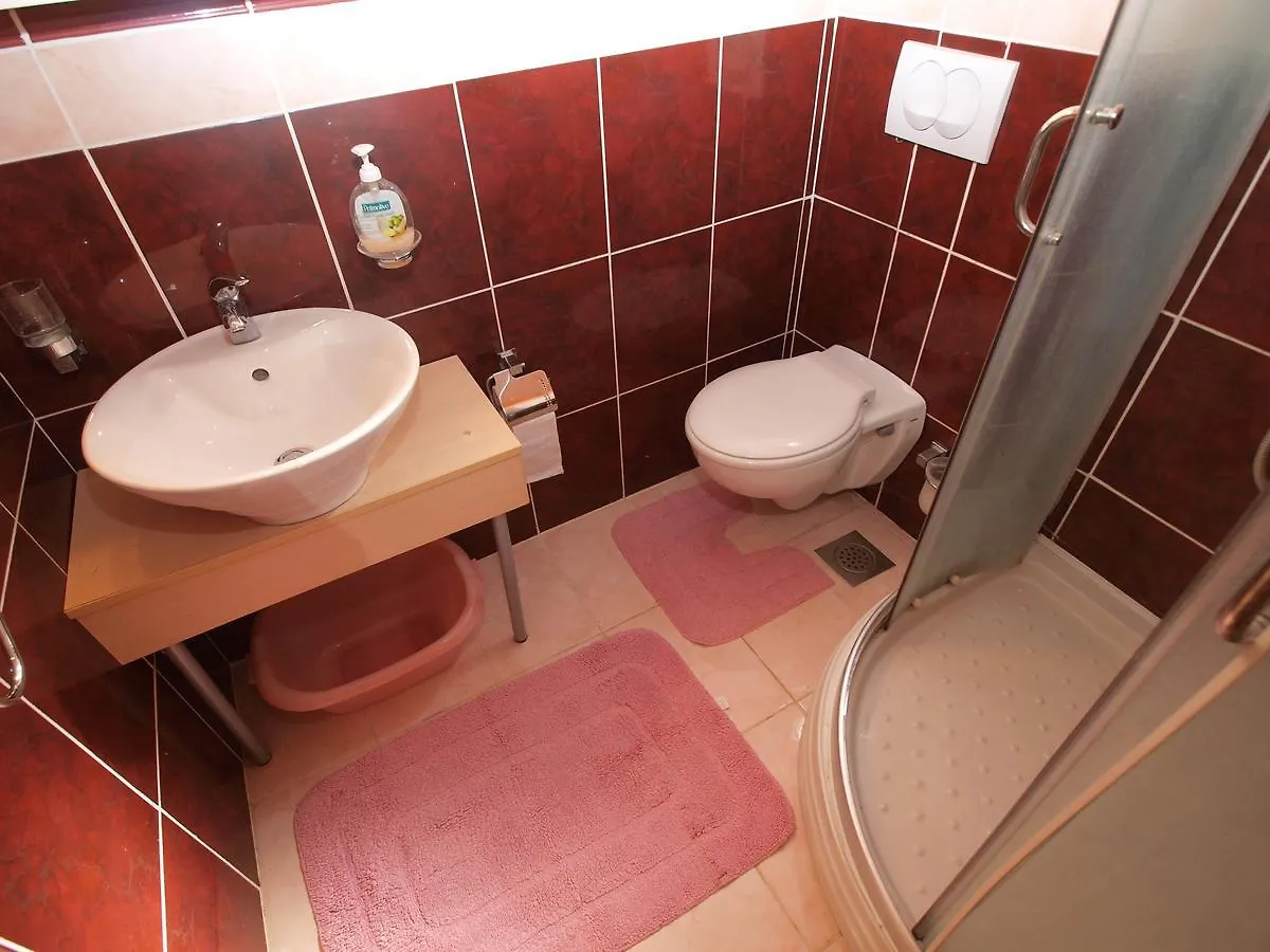 Apartments Slavica 382 Pula