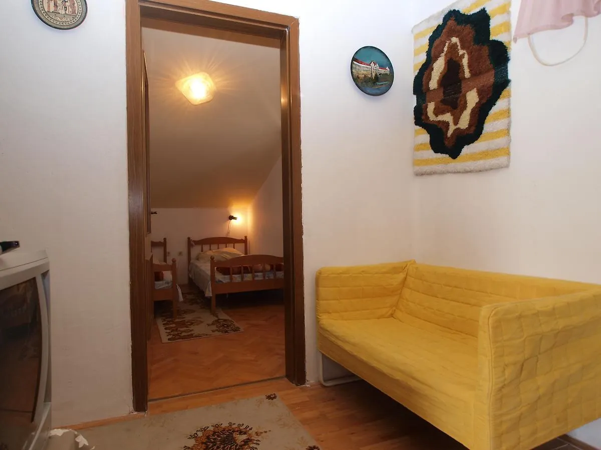 Apartments Slavica 382 Pula Croatia