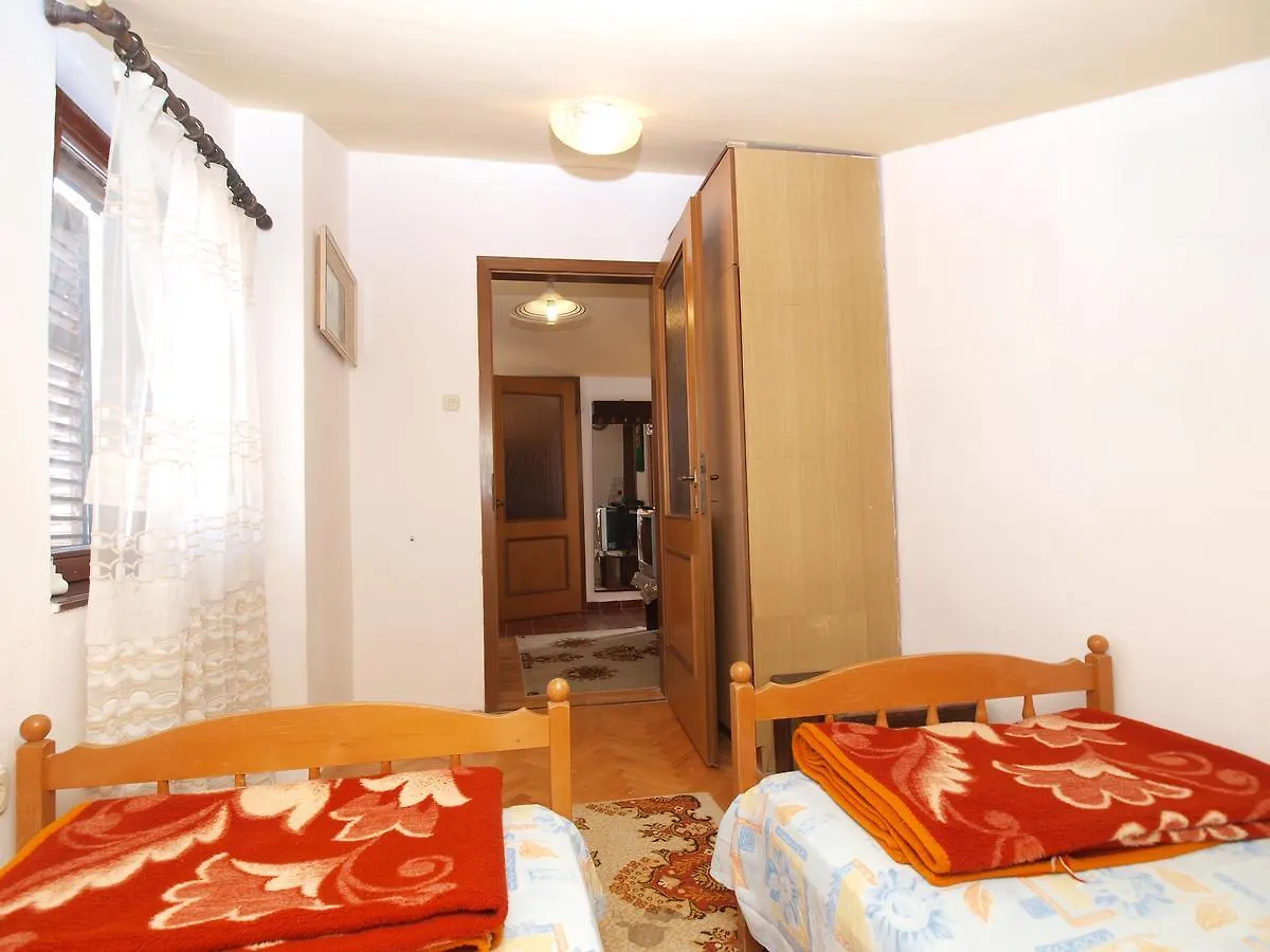 Apartments Slavica 382 Pula