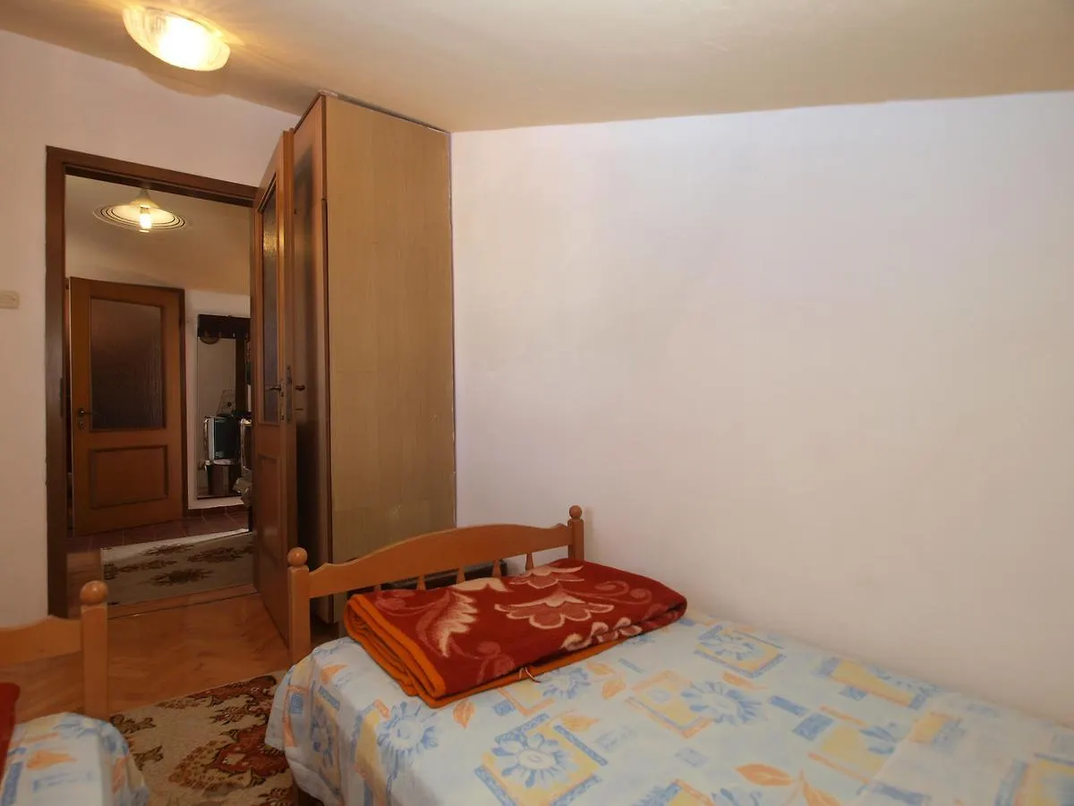 Apartments Slavica 382 Pula 0*,
